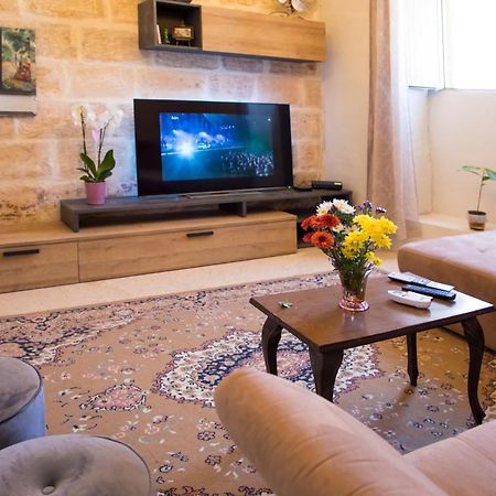 KirkopTal-Karmnu Entire House With Private Heated Pool And Jacuzzi别墅 外观 照片
